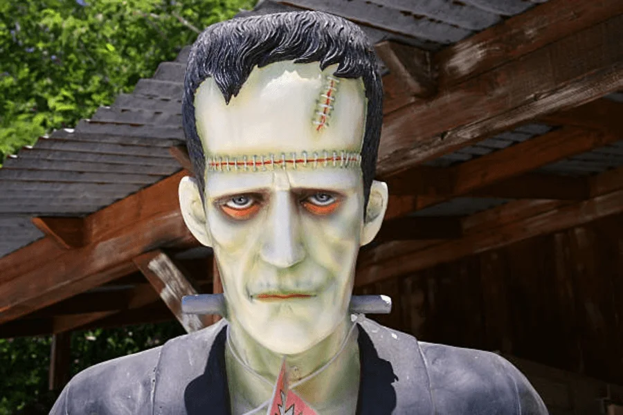 The Frankenstein, Halloween Photoshoot 